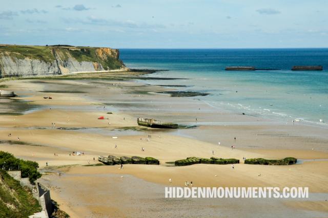 Mulberry harbour (Normandy)
