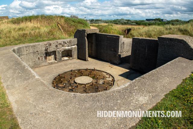Abandoned gun emplacement